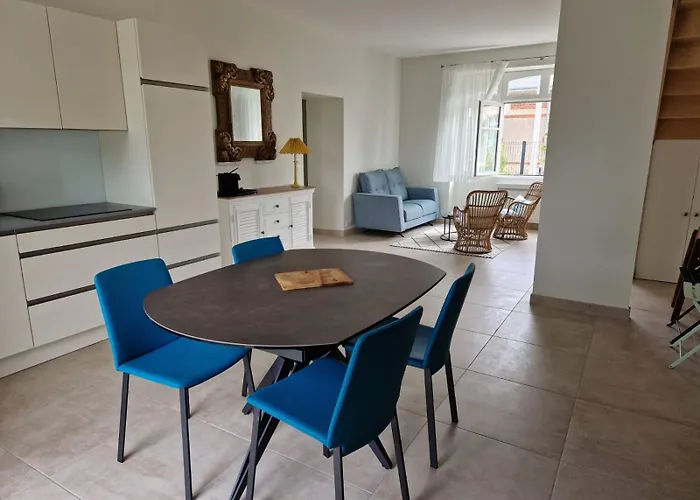 Maison De Charme Spacieuse Casa de Férias *